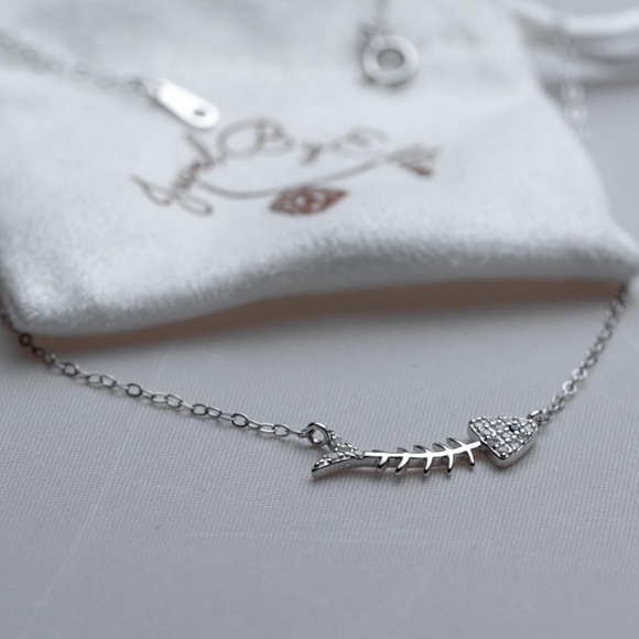 Swarovski Silver Fishbone Necklace - Picture 5 of 5